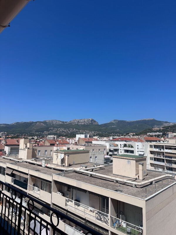Appartement à louer, 49m², Toulon