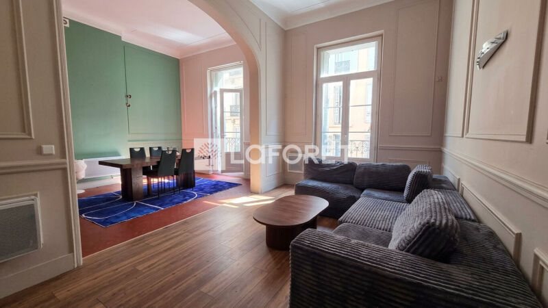 Appartement à louer, 61m², Toulon