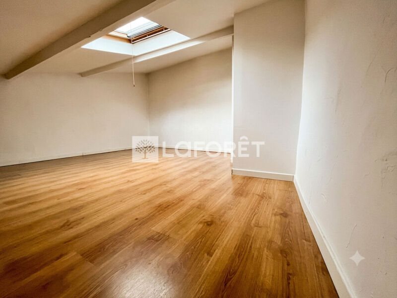 Appartement à louer, 45m², Cuers