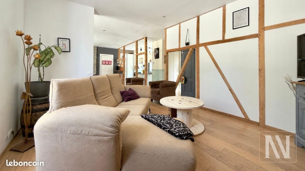 Maison à vendre, 123m², Saint-Lyé