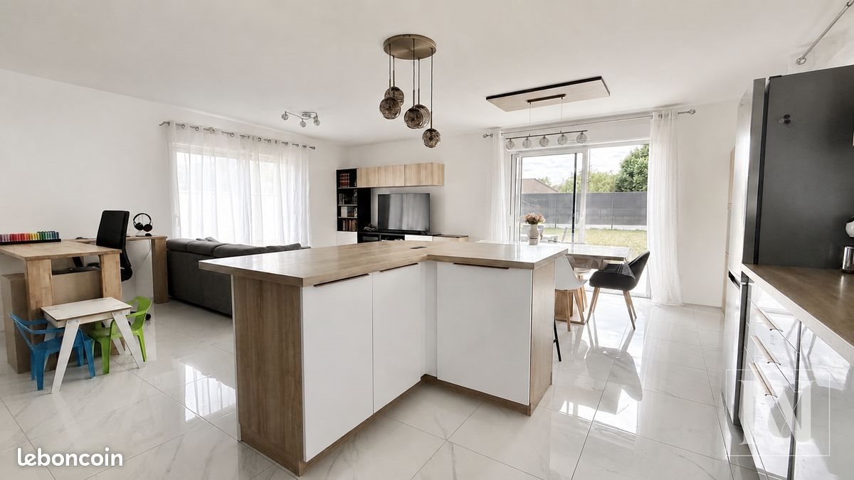Maison à vendre, 102m², Verrières