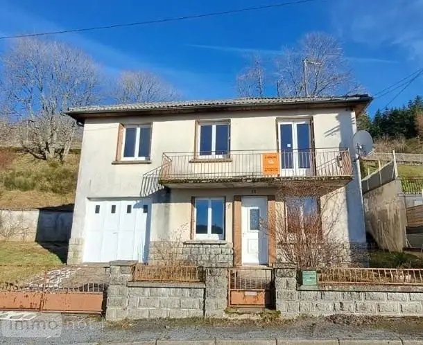 Maison à vendre, 97m², Riom-ès-Montagnes