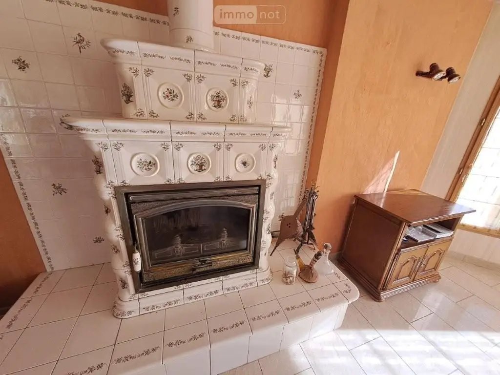 Maison à vendre, 93m², Chalinargues