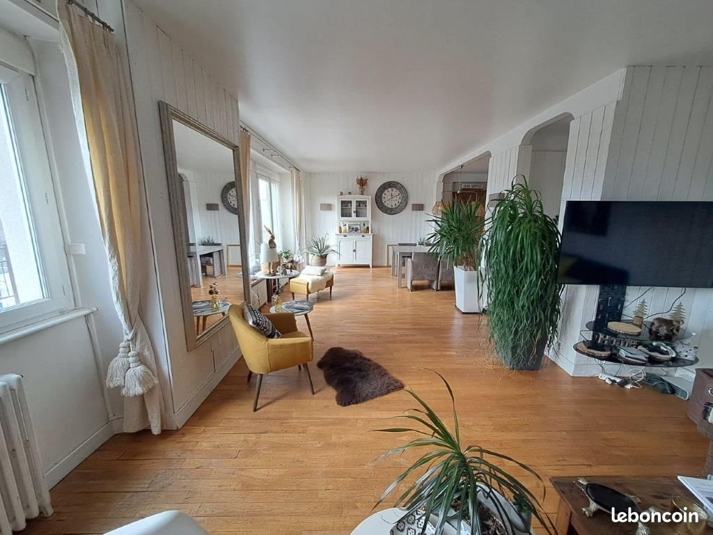 Maison à vendre, 321m², Saint-Flour