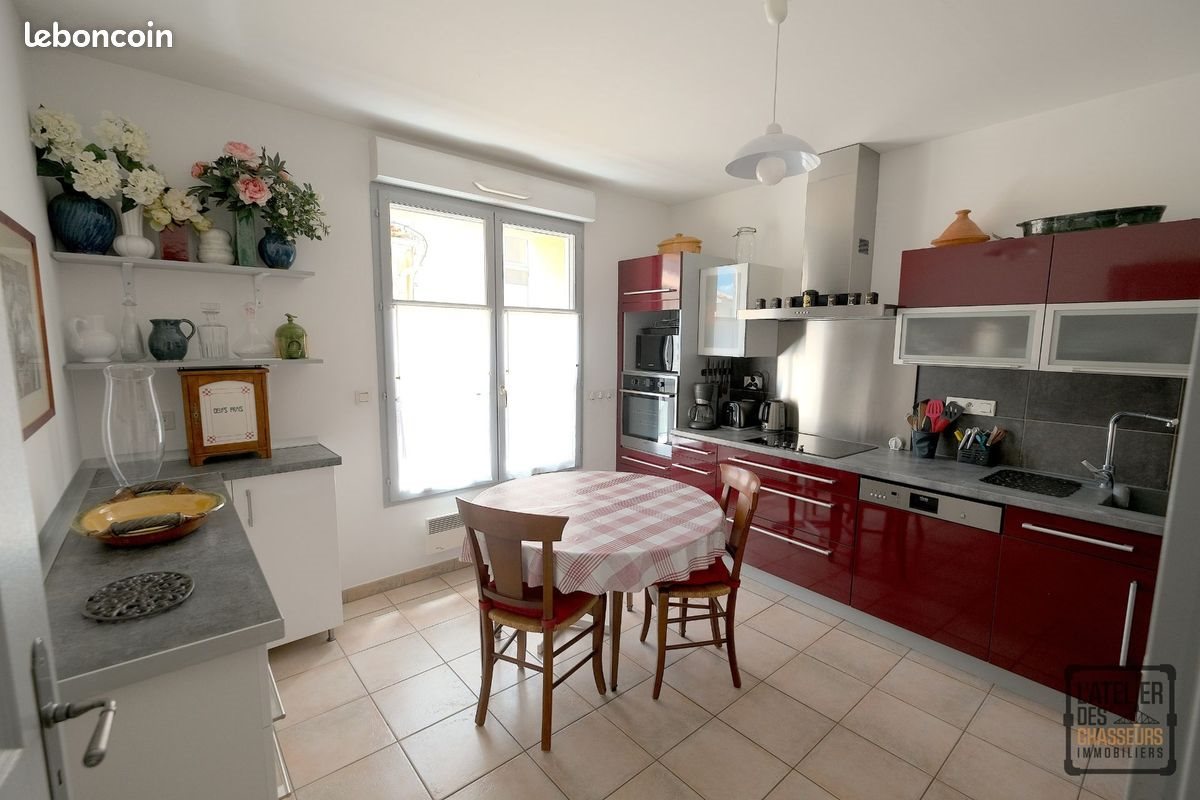Appartement à vendre, 121m², Orange