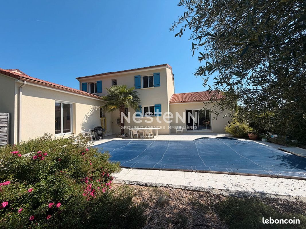 Maison à vendre, 188m², Le Palais-sur-Vienne