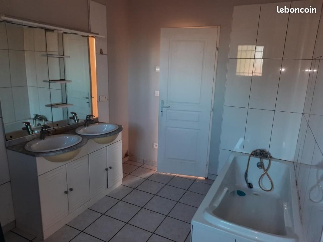 Maison à louer, 97m², Saint-Elix-le-Château
