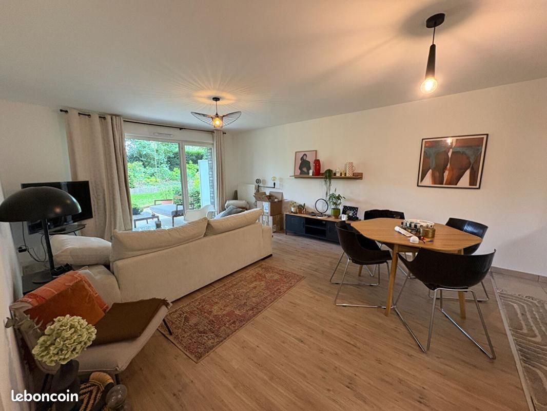 Appartement à louer, 65m², Croix
