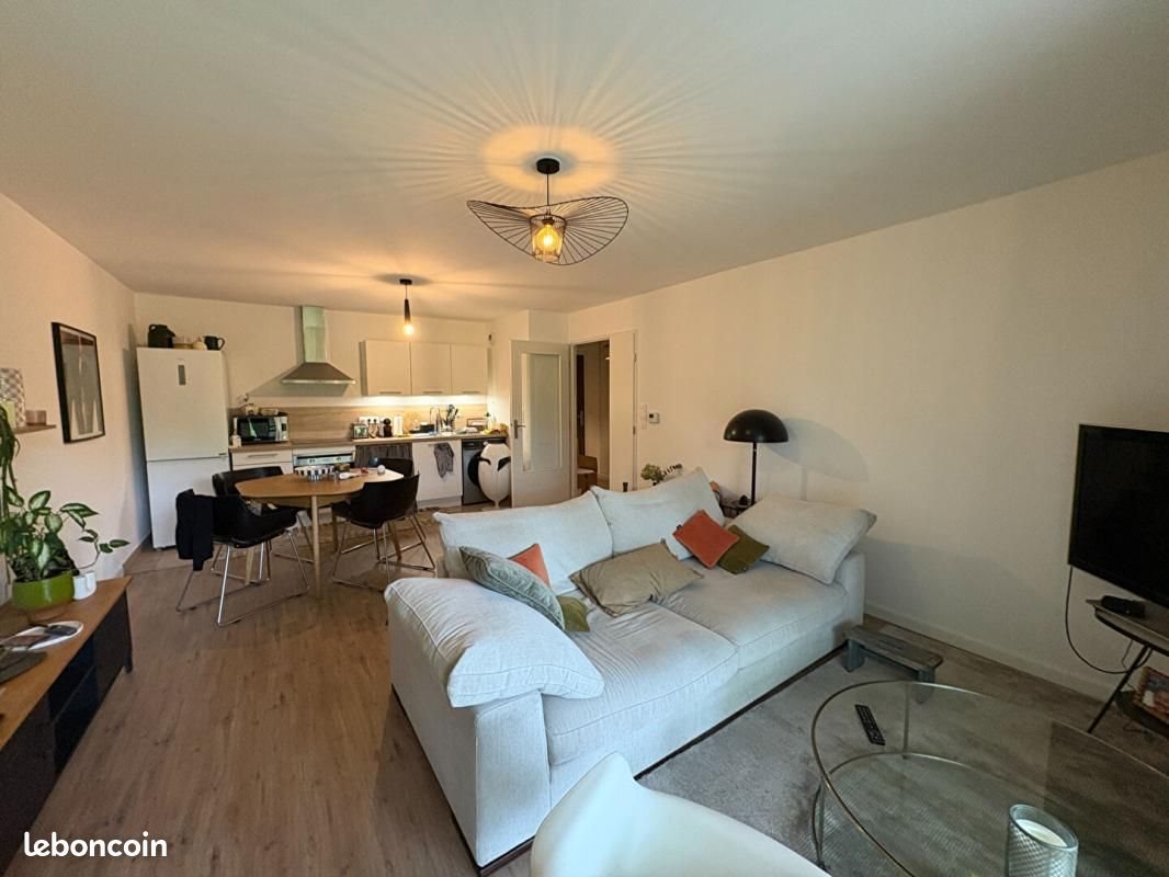 Appartement à louer, 65m², Croix
