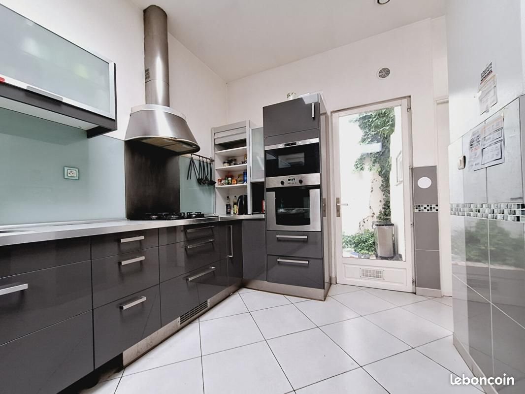 Maison à louer, 111m², Roubaix
