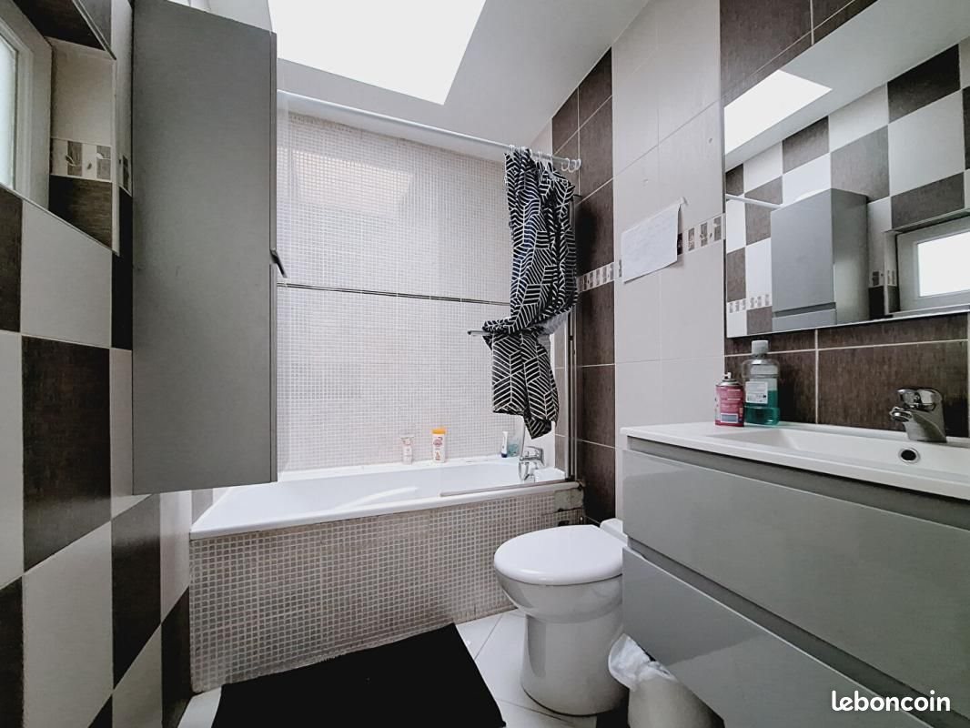 Maison à louer, 111m², Roubaix