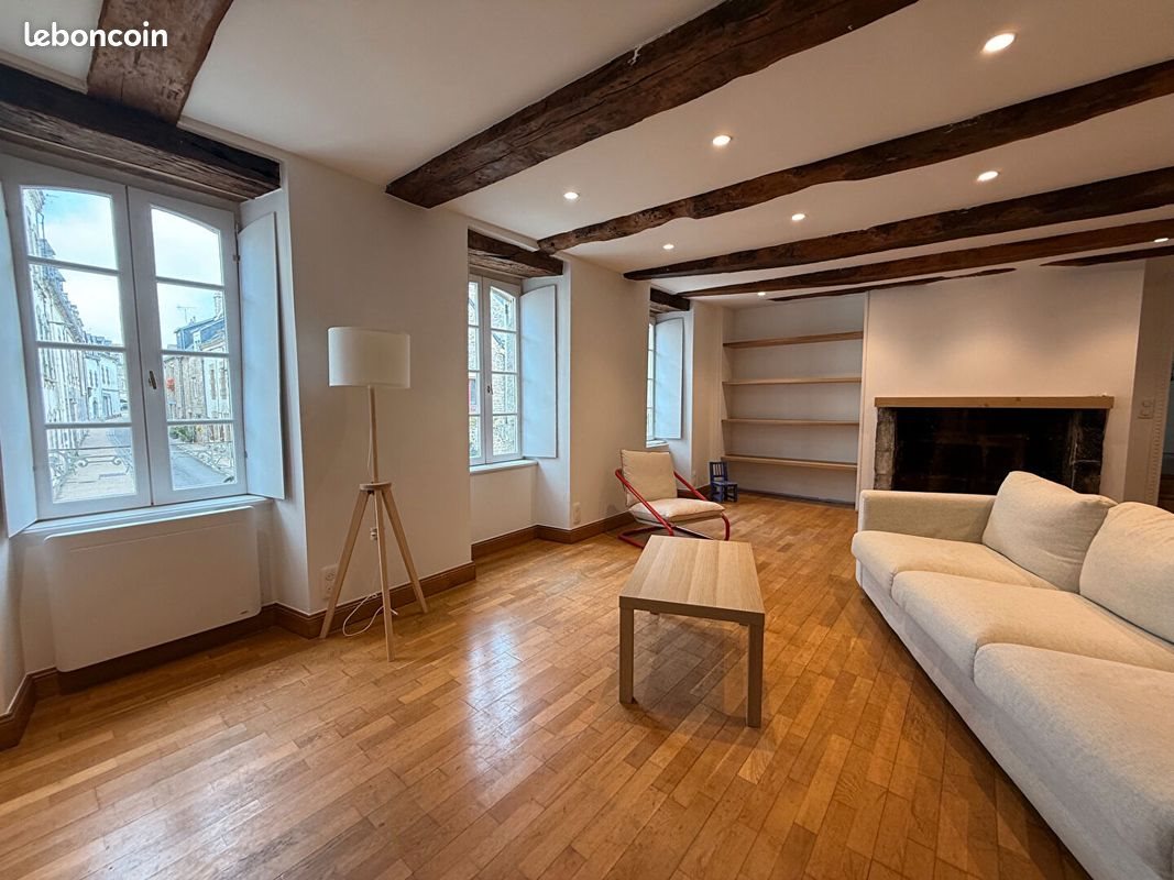 Appartement à louer, 124m², Pont-l'Abbé