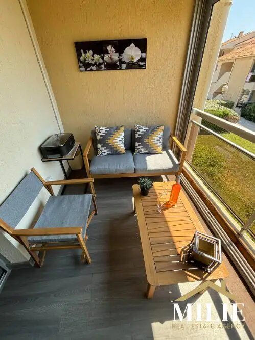 Appartement à louer, 31m², Sanary-sur-Mer