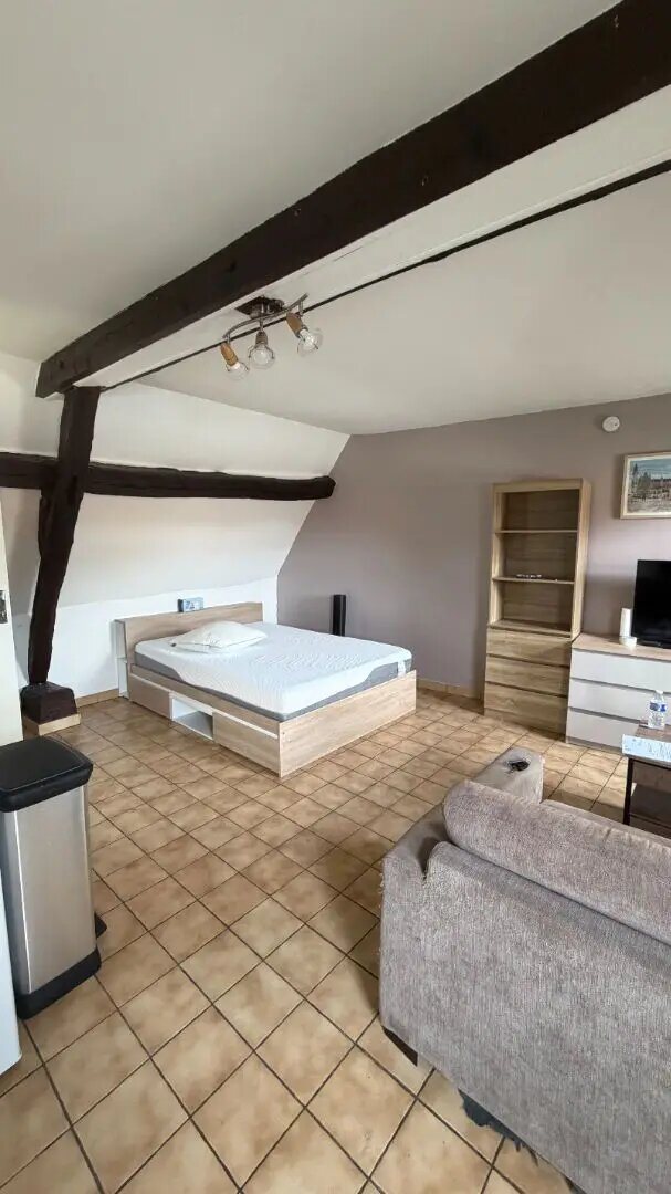 Appartement à louer, 26m², Villeneuve-sous-Dammartin