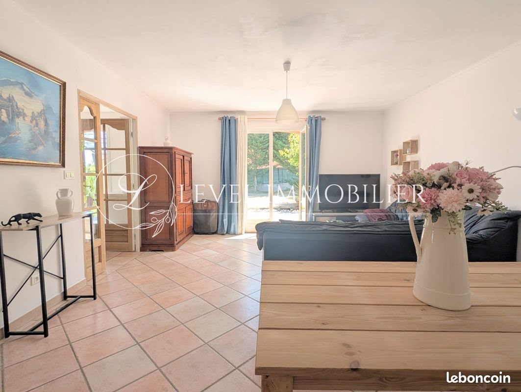 Maison à vendre, 88m², Rougiers