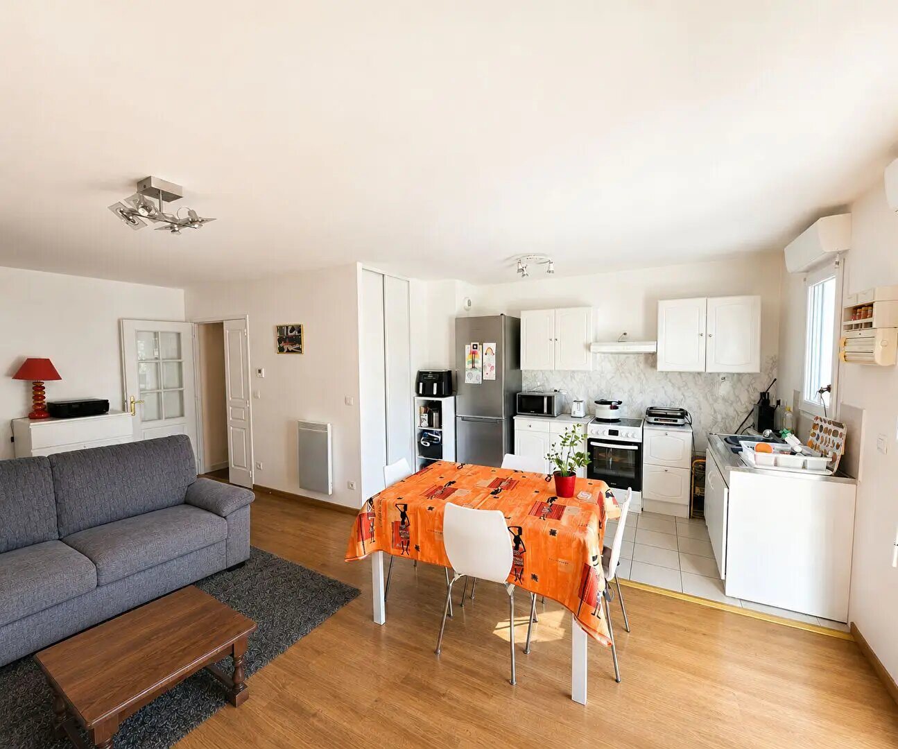 Appartement à vendre, 77m², Cerny
