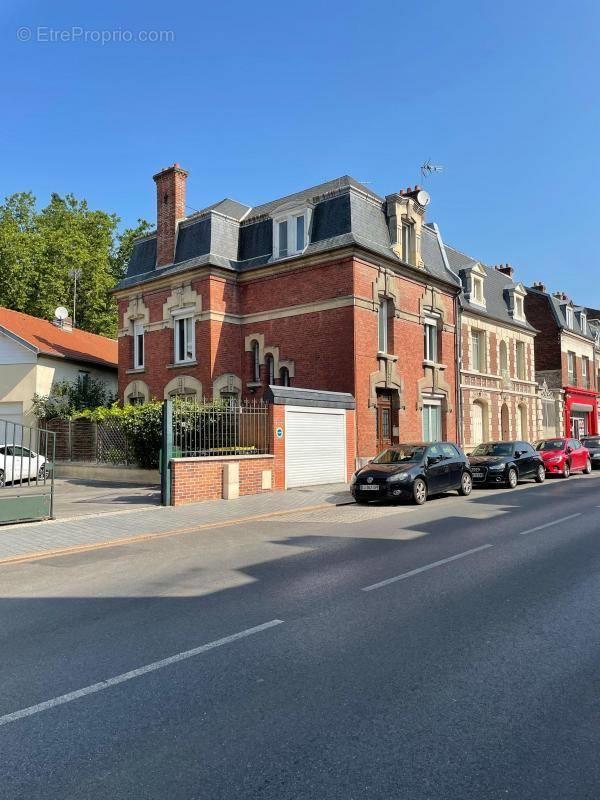 Maison à vendre, 212m², Chauny