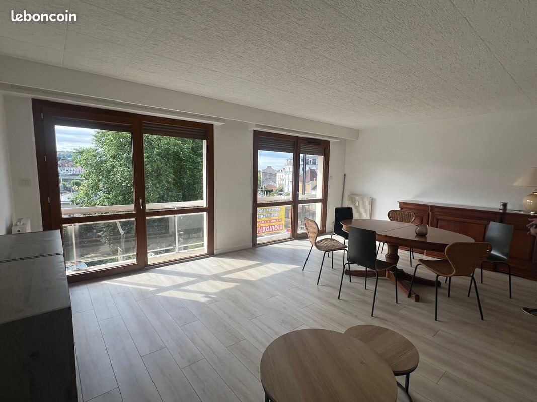 Appartement à louer, 78m², Vichy