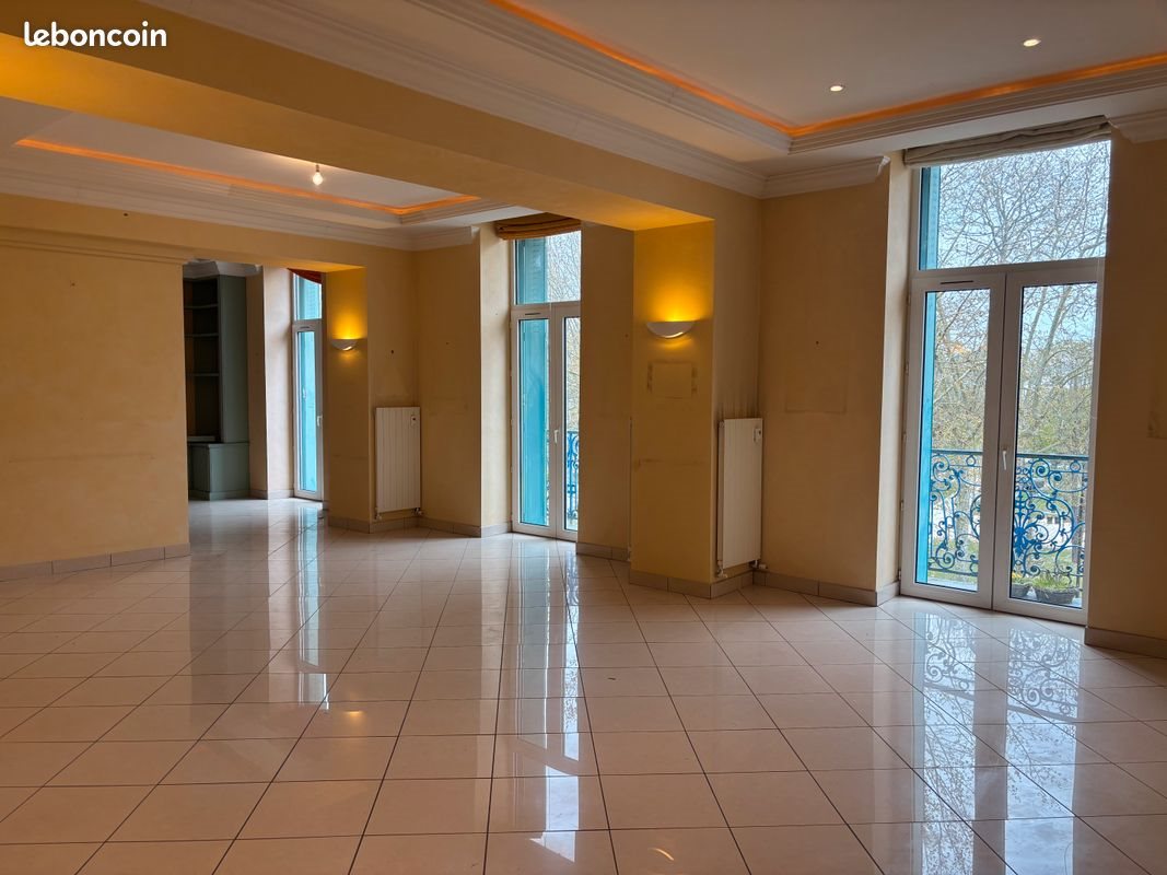 Appartement à vendre, 166m², Vichy