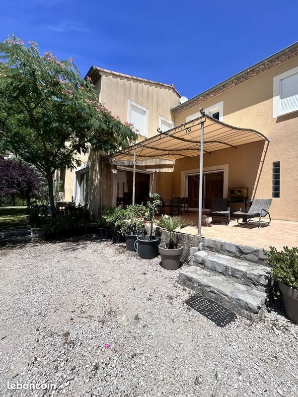 Maison à vendre, 240m², Avèze