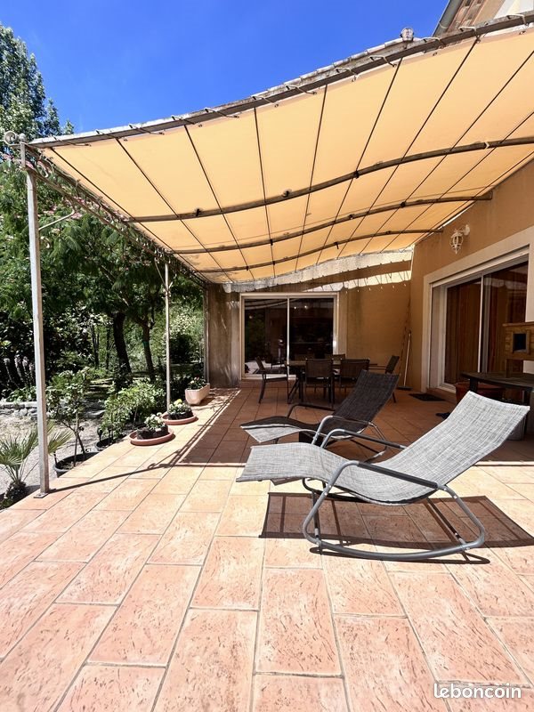 Maison à vendre, 240m², Avèze