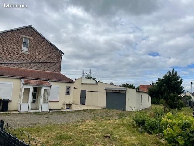 Maison à vendre, 91m², Beautor