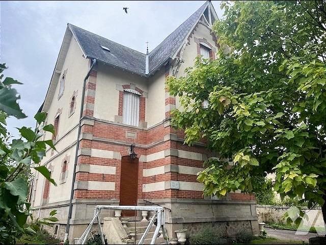 Maison à vendre, 277m², Bourbon-l'Archambault