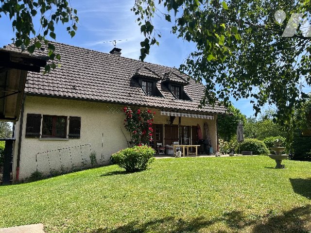 Maison à vendre, 144m², Divonne-les-Bains