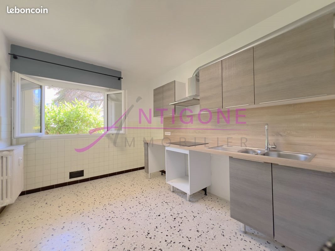 Appartement à vendre, 63m², Sanary-sur-Mer