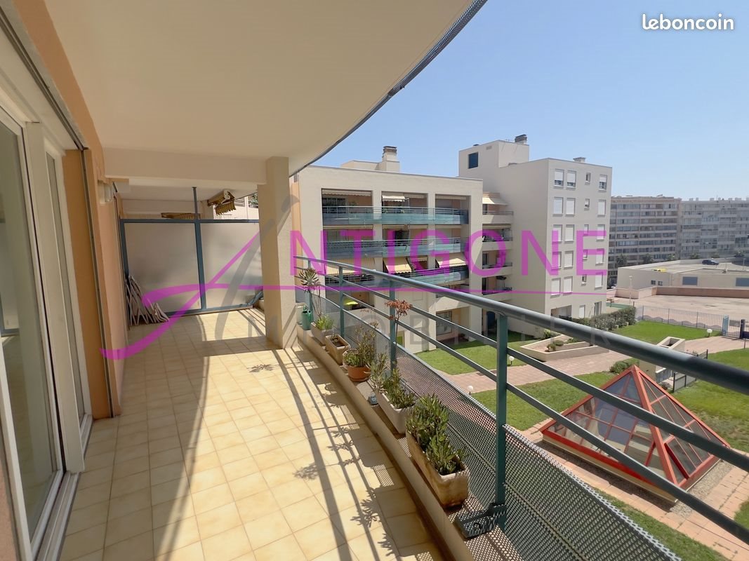 Appartement à louer, 76m², Toulon