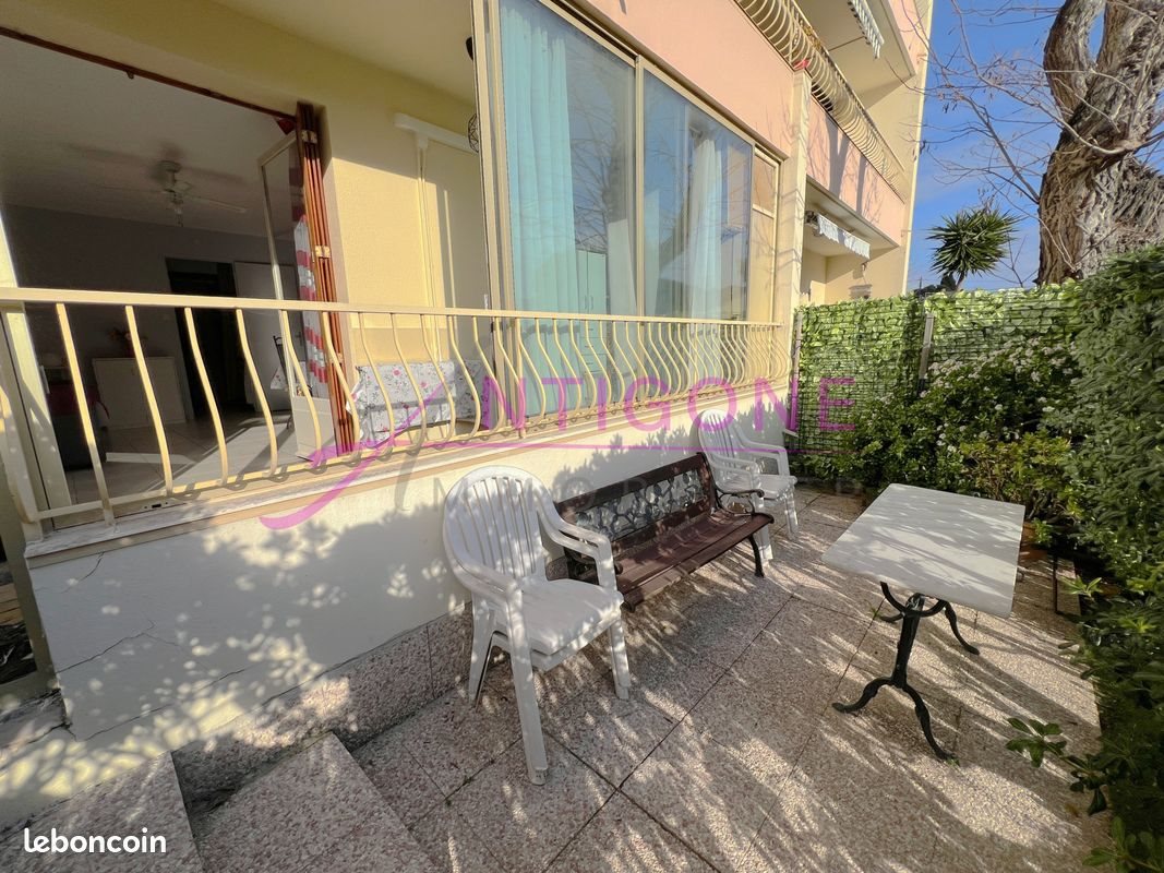 Appartement à louer, 32m², Sanary-sur-Mer