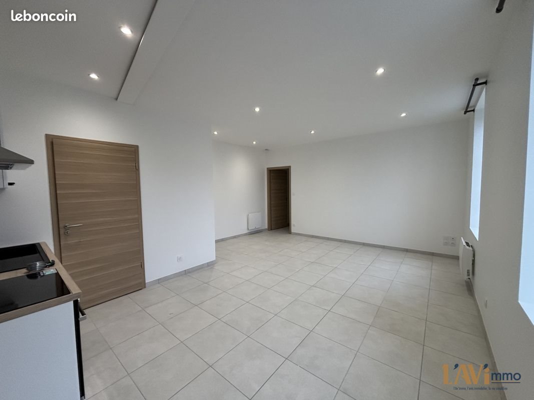 Appartement à louer, 79m², Pont-de-Vaux