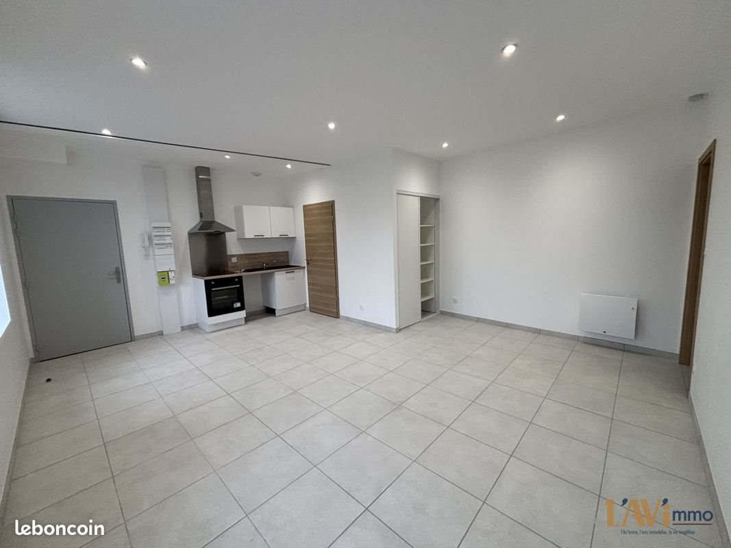 Appartement à louer, 79m², Pont-de-Vaux