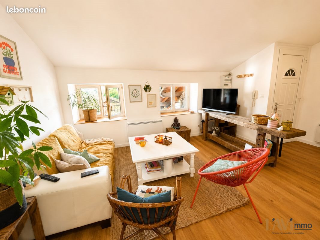 Appartement à louer, 90m², Pont-de-Vaux