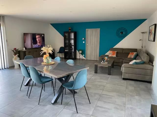 Maison à vendre, 130m², Saint-Maurice-de-Gourdans