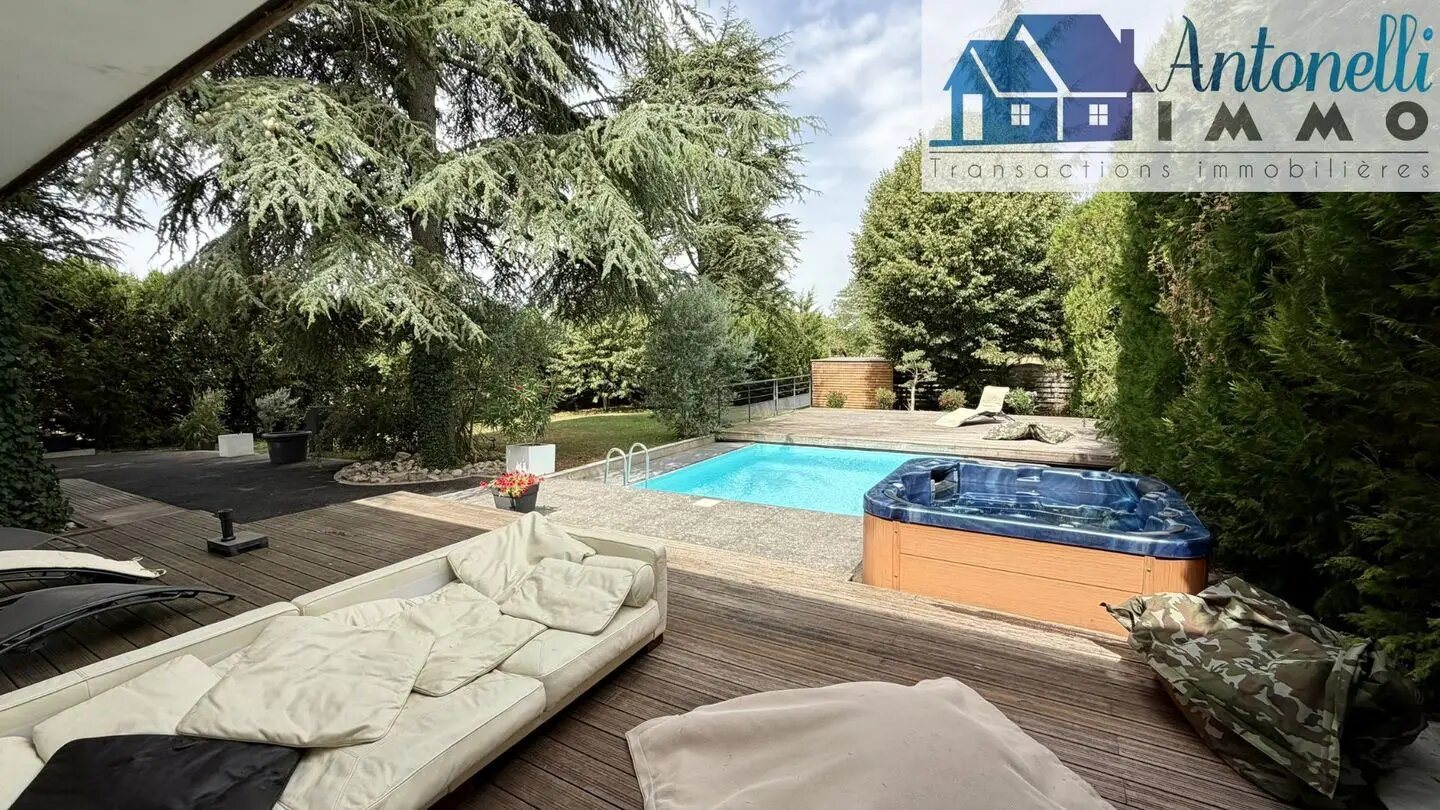 Maison à vendre, 190m², Loyettes