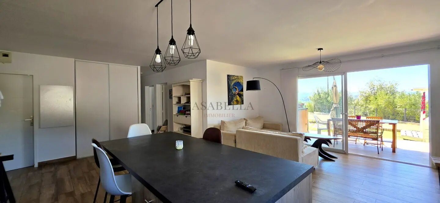 Appartement à vendre, 82m², Alata