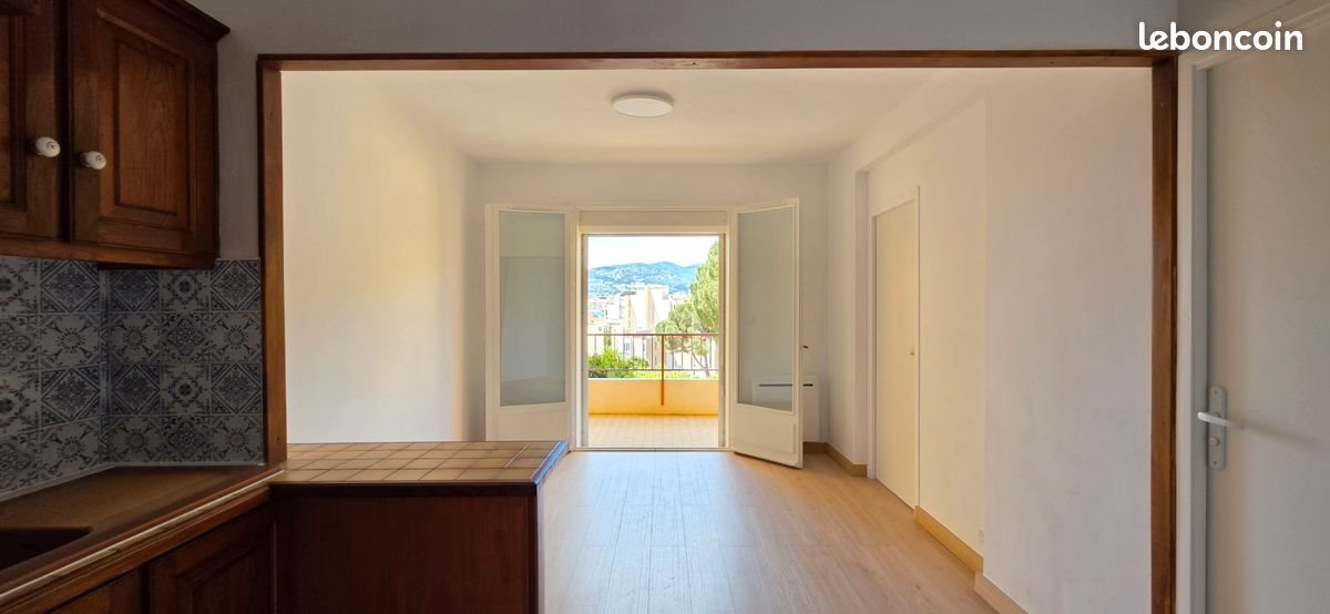 Appartement à louer, 32m², Ajaccio