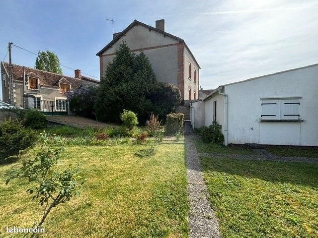 Maison à vendre, 122m², Saint-Amand-Montrond