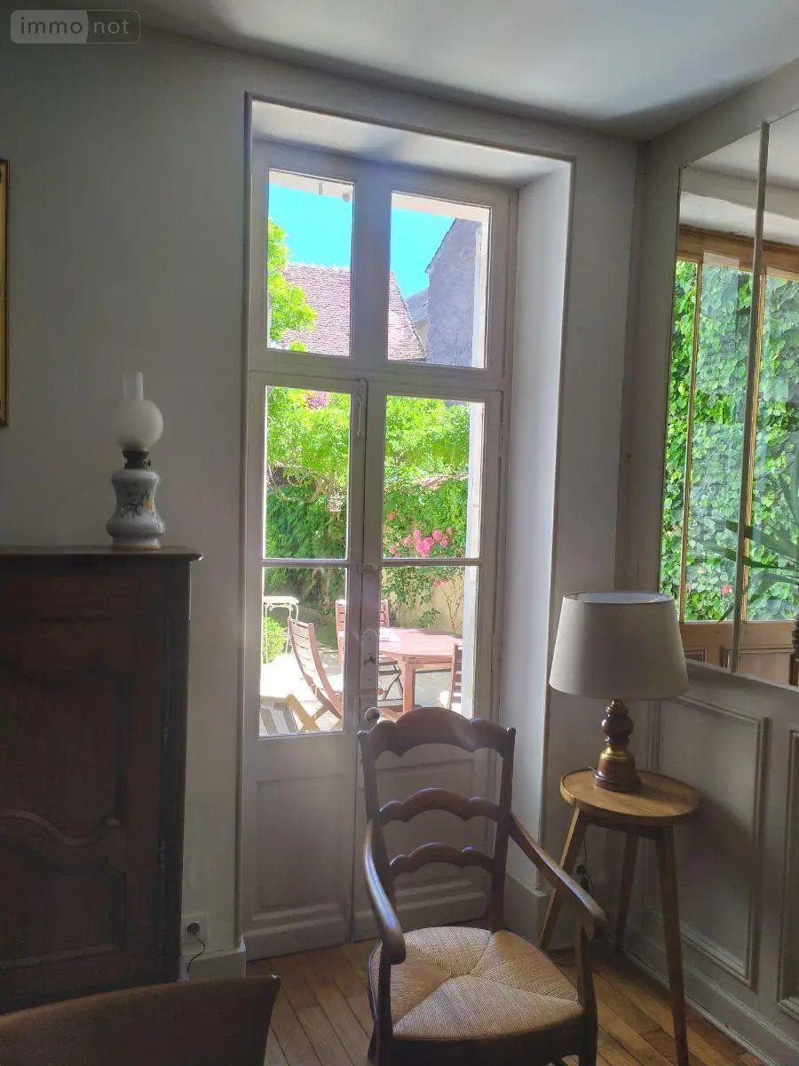 Maison à vendre, 207m², Saint-Amand-Montrond