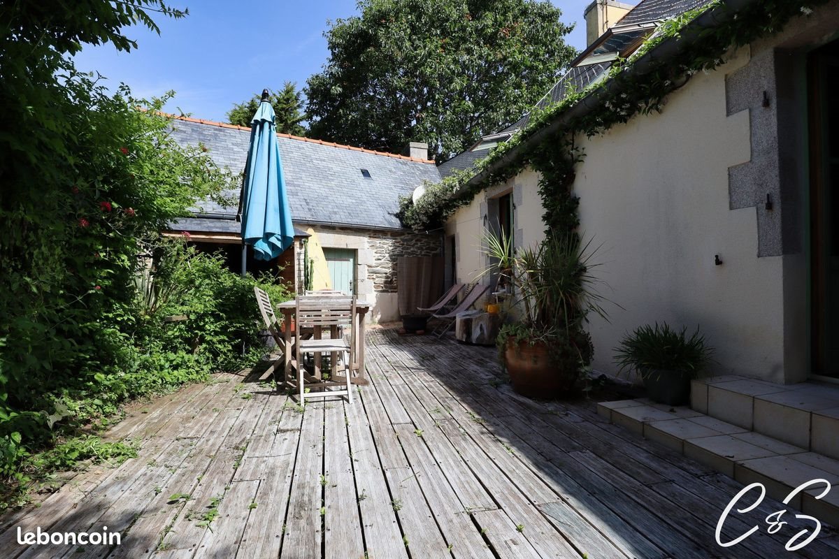 Maison à vendre, 147m², Tréogat