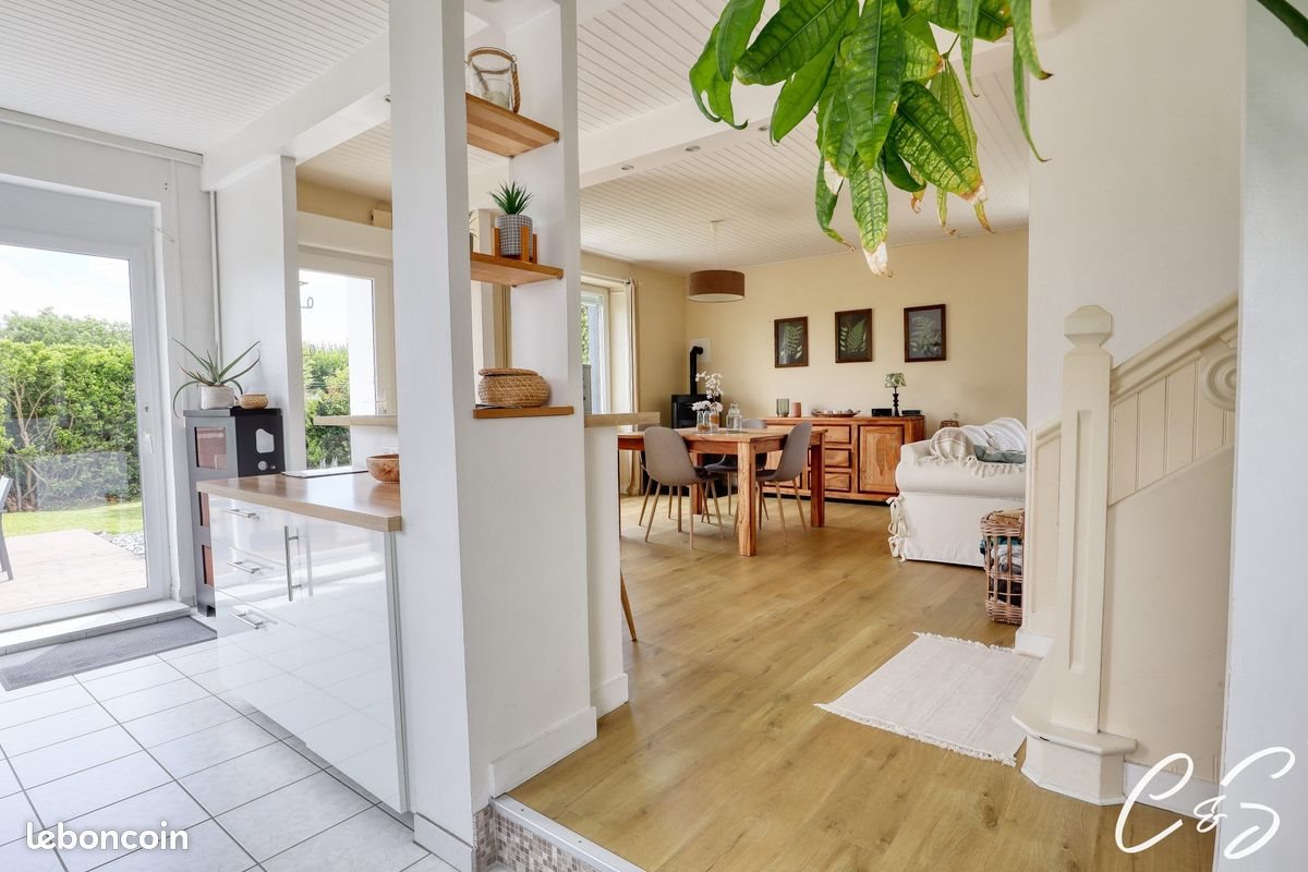 Maison à vendre, 138m², Plomeur