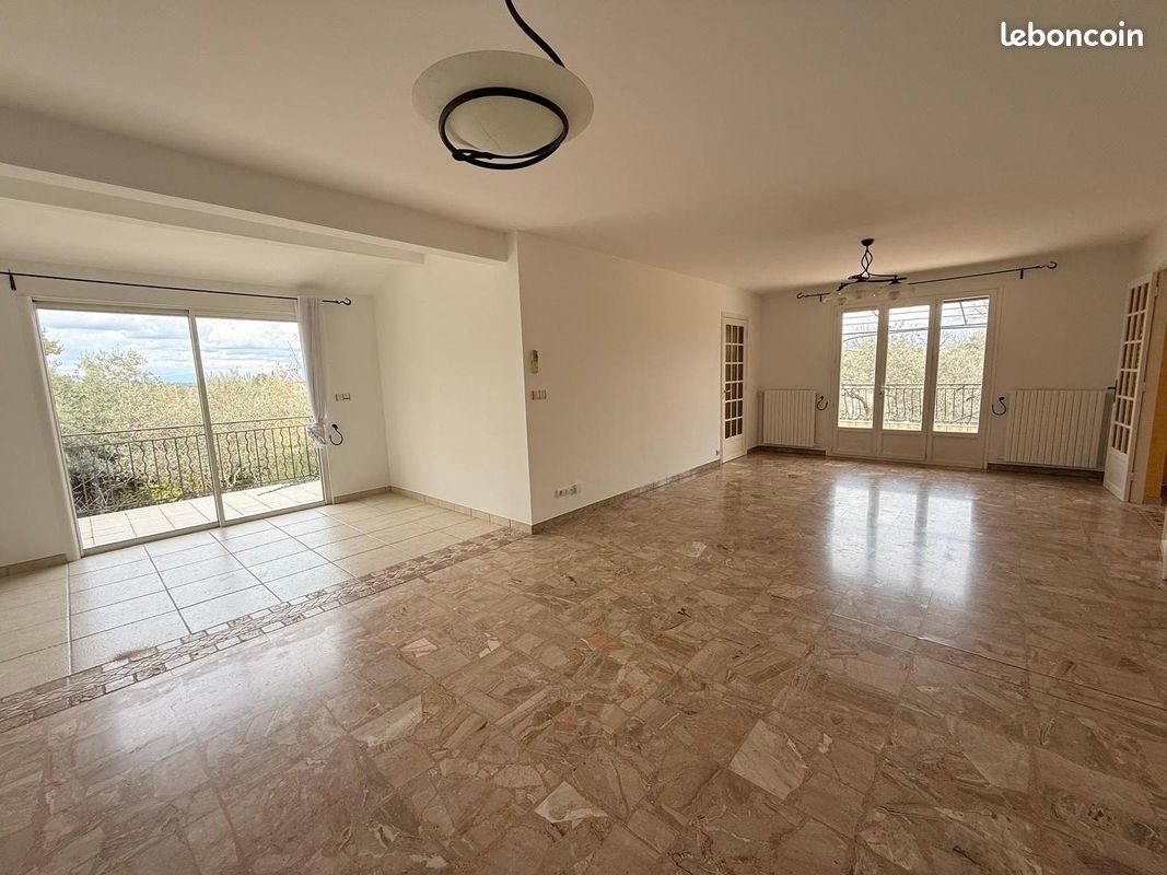 Maison à vendre, 94m², Saint-Maximin-la-Sainte-Baume