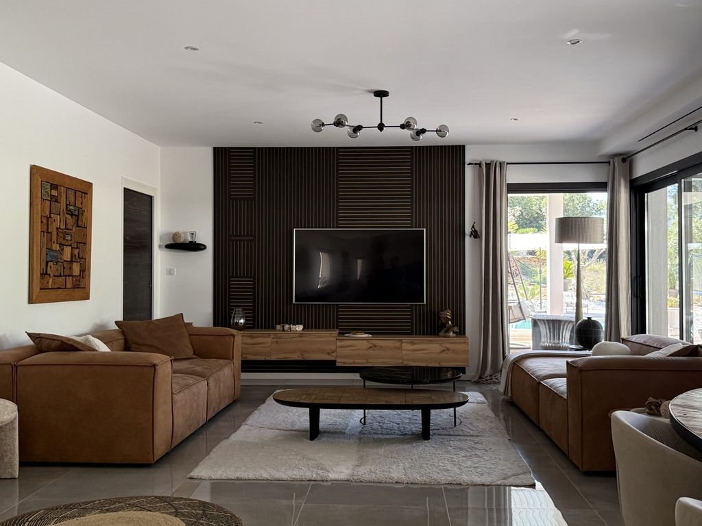 Maison à vendre, 201m², Saint-Cyr-sur-Mer