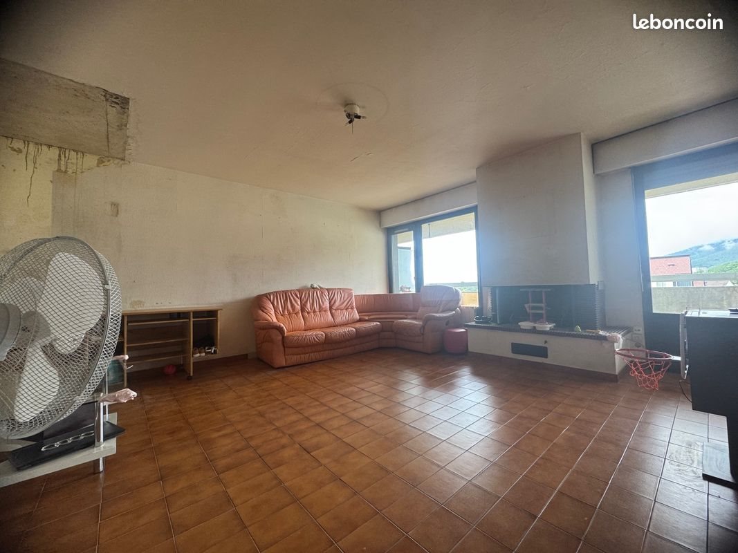 Appartement à vendre, 59m², Gex