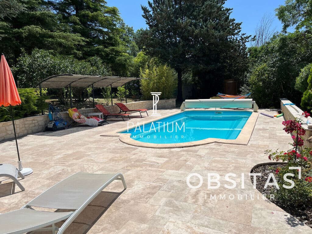 Maison à vendre, 135m², Dauphin