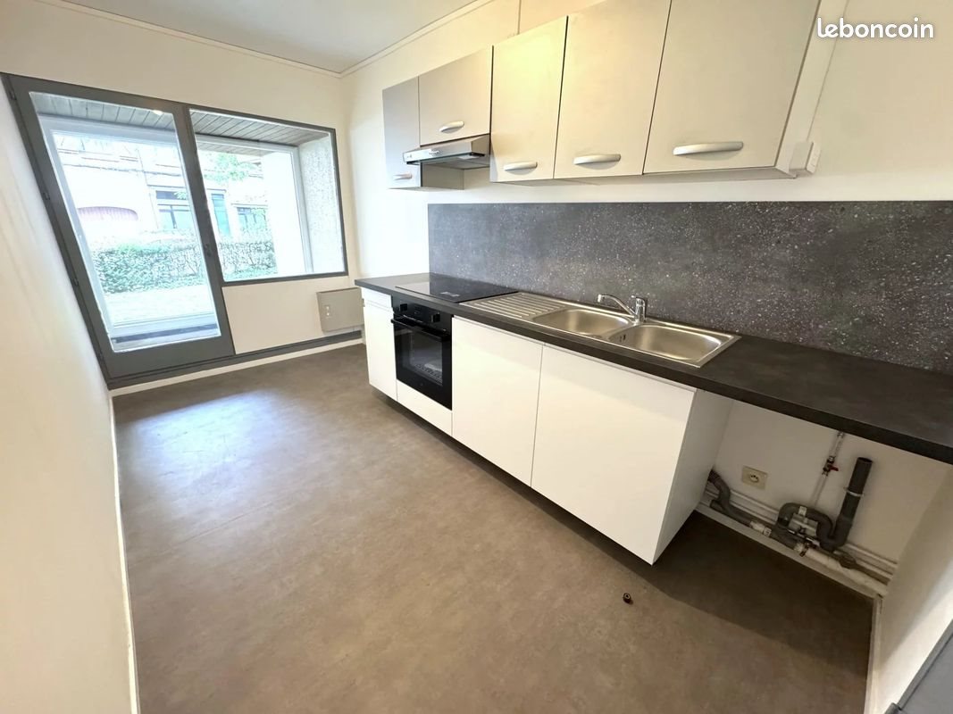 Appartement à louer, 70m², La Madeleine