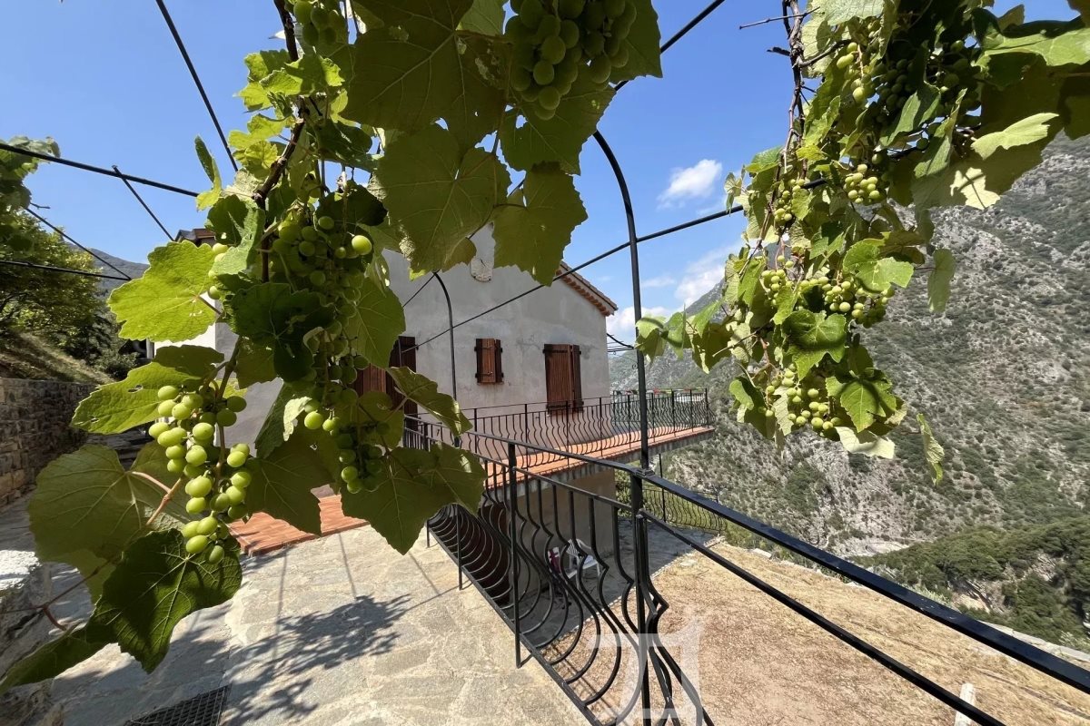Maison à vendre, 134m², Breil-sur-Roya