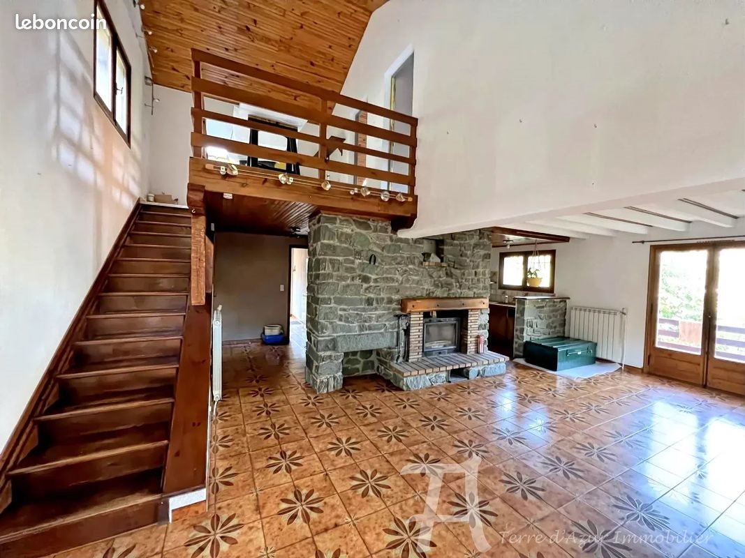 Maison à vendre, 140m², Tende
