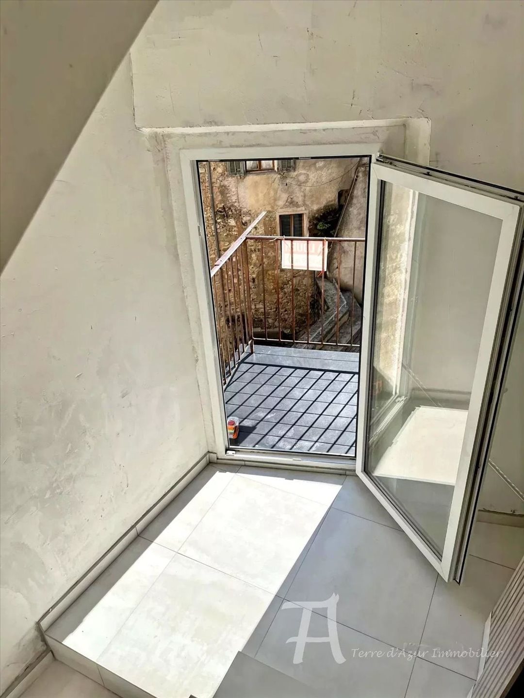 Appartement à louer, 66m², Sospel